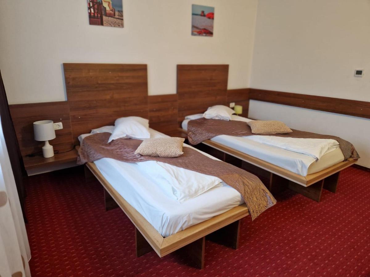 Pensiunea Carpe Diem Ramnicu Valcea Luaran gambar