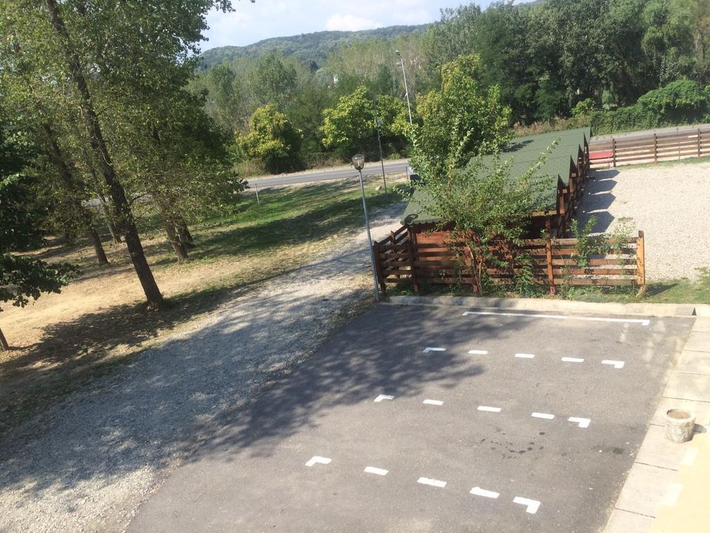 Pensiunea Carpe Diem Ramnicu Valcea Luaran gambar